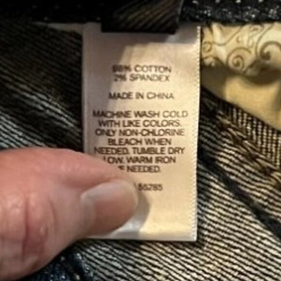 Women's Express Jeans Barely Boot Stella Regular Fit Low Rise, Size 2S - Picture 6 of 7